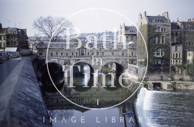 View of Pulteney Bridge from Grand Parade, Bath c.1959