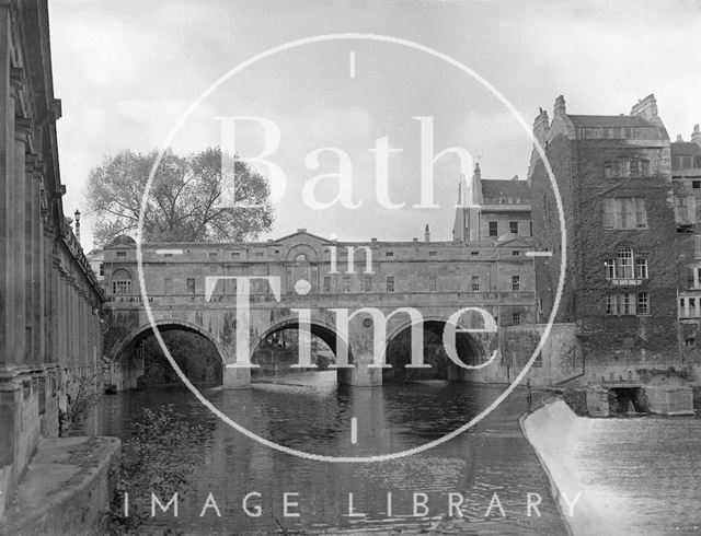 Pulteney Weir and Bridge, Bath c.1960