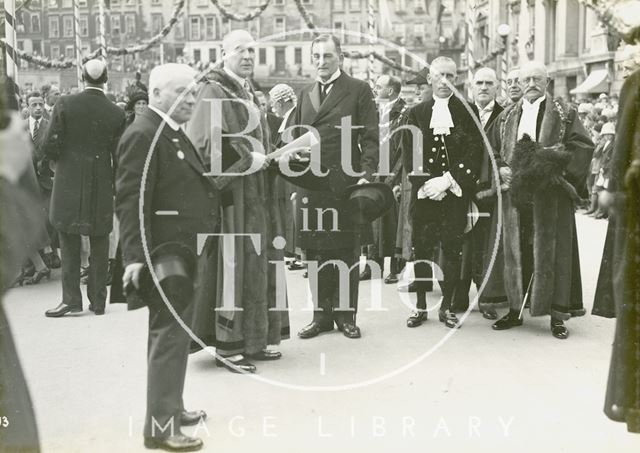 The Marquess of Bath removing the tolls at Cleveland Bridge, Bath 1929