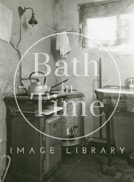 Slum interior, 34, Beechen Cliff Place, Holloway, Bath c.1950