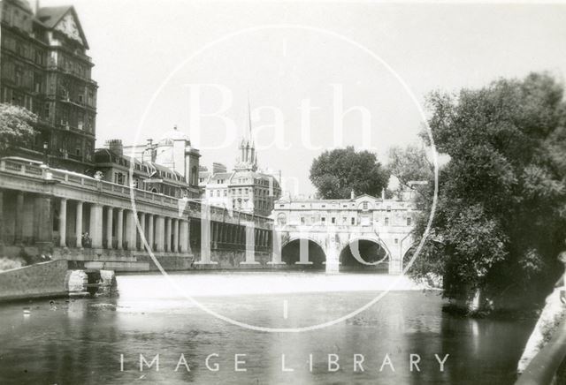 Pulteney Bridge and weir, Bath c.1930