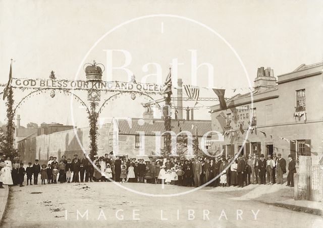 Coronation celebrations at Bridge Place and the Windsor Castle Inn, Upper Bristol Road, Bath 1902