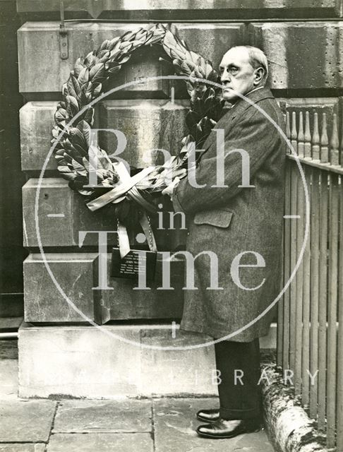 John Wood Bicentenary 1927 - Mr. W. Tapper president of R.I.B.A. places a laurel wreath on John Wood's House, Bath