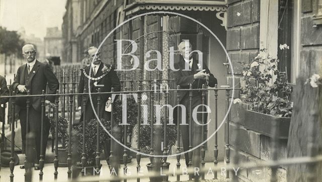 Unveiling memorial tablet to William Smith outside 29, Great Pulteney Street, Bath 1926