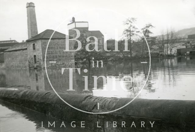 First Pond and Thimble Mill, Kennet and Avon Canal, Bath 1958