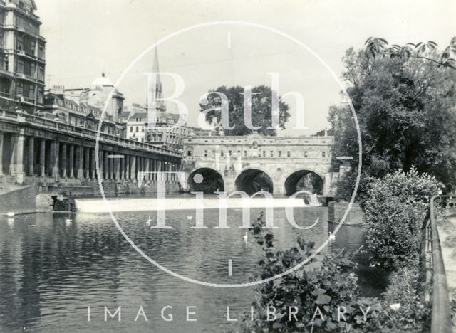 Pulteney Bridge and weir, Bath c.1960