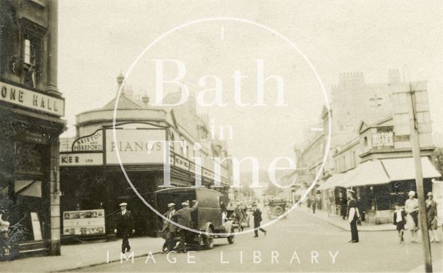 Pulteney Bridge from Bridge Street, Bath c.1920