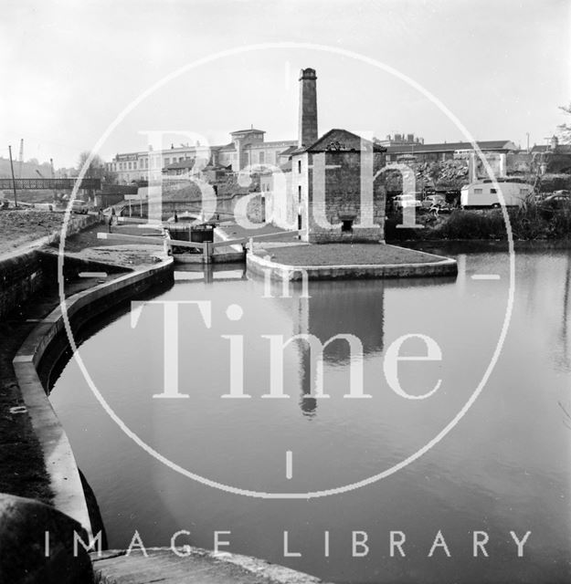 Kennet and Avon Canal, Bath 1972