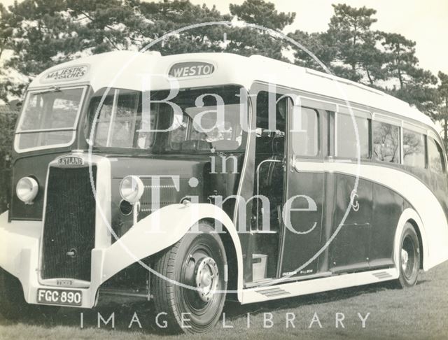 A Majestic Coach in Bath c.1950?