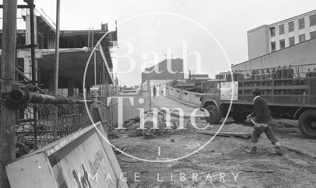 Completing the Southgate Shopping Centre, Bath 1973