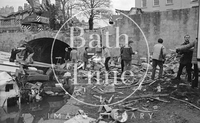 Removing the crashed lorry from the Kennet and Avon Canal, Bath 1984