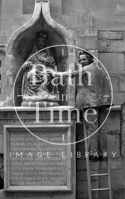 Laurence Tindall and the statue of King Bladud at the King's Bath, Bath 1982