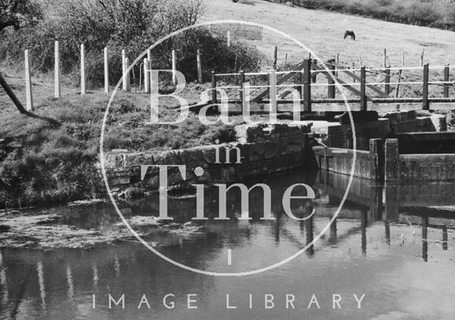 Downstream side of the swing bridge and stop gates, Kennet and Avon Canal, Bathampton c.1956