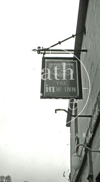 The New Inn pub sign, 8 & 9, Juda Place, Snow Hill, Bath 1966