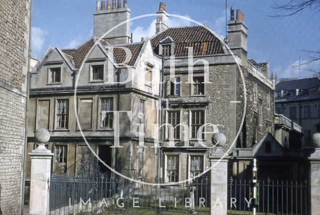 6, Chapel Court and 9 & 10, Hetling Court from Westgate Buildings, Bath 1956